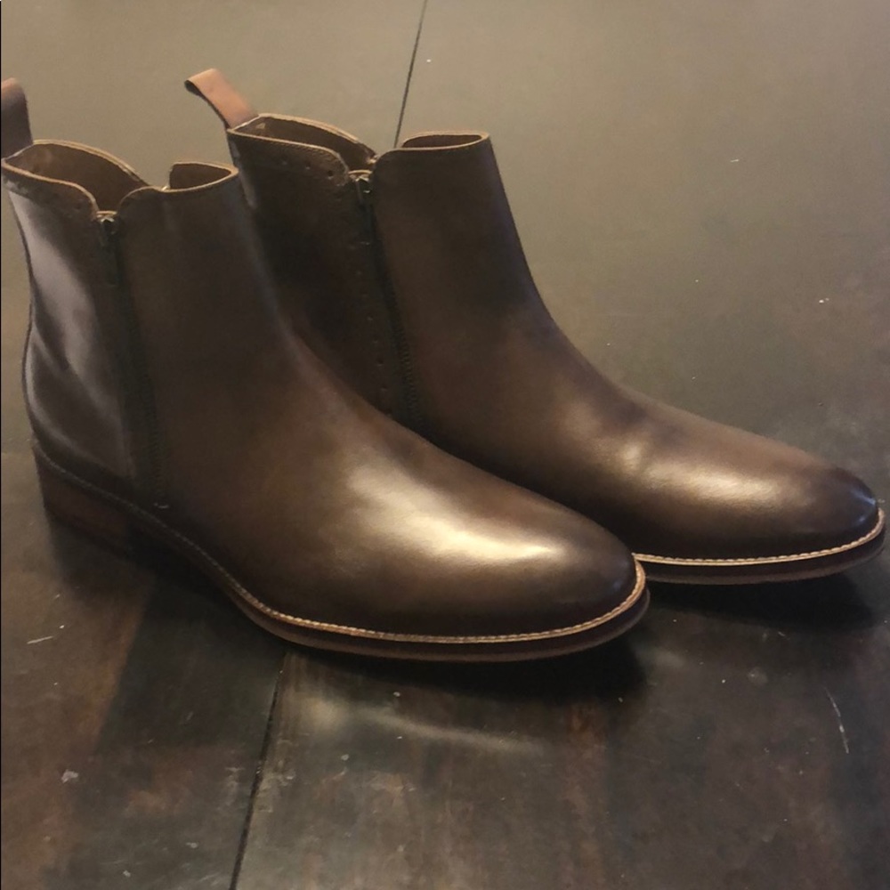 Conrad Double-Zip Boot plus cedar shoe trees